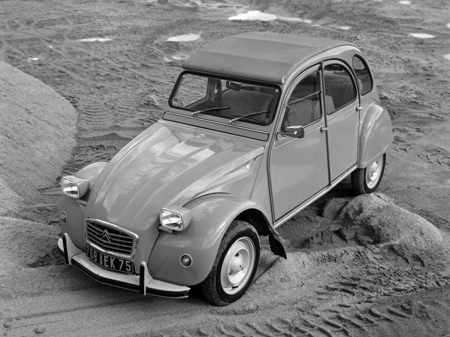  Citroen 2CV4 1975 года  (фото 7 из 12)